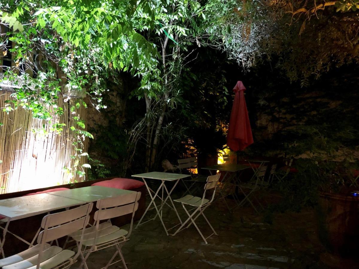 Hotel Saint Louis Aigues-Mortes Kültér fotó